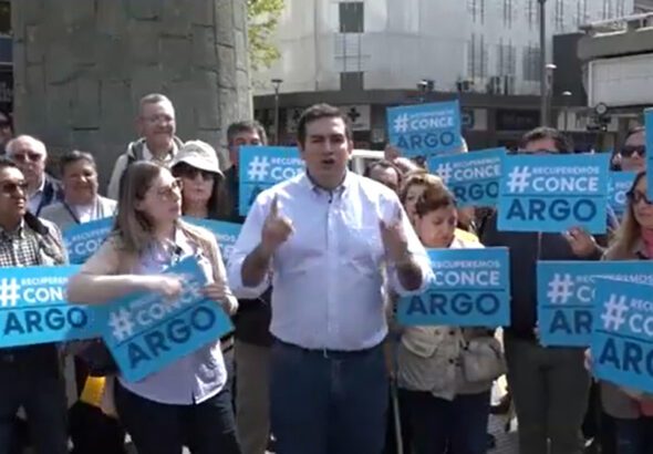 James Argo Candidato a ALcalde con mucha gente