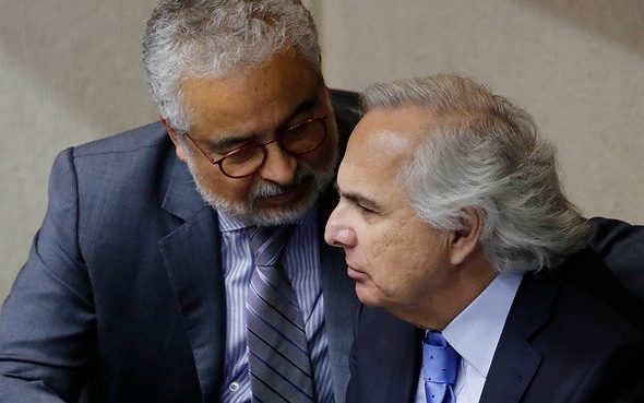 Andrés Chadwick rompe el silencio