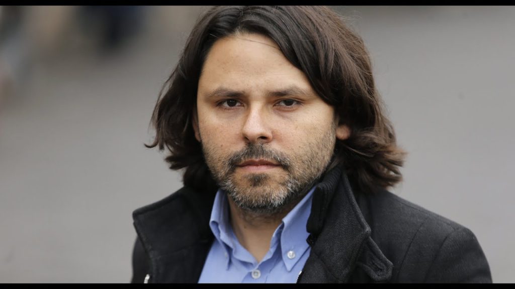 Alberto Mayol analiza el futuro político de Gabriel Boric y los desafíos de su Gobierno.