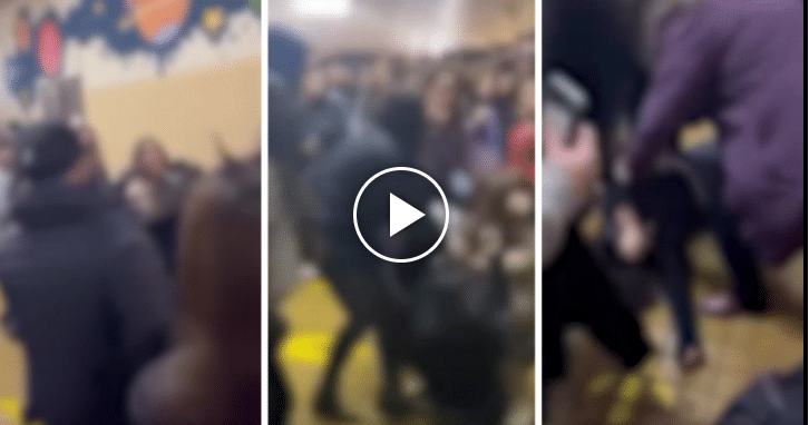 Momento de la violenta riña entre dos alumnas en el Liceo B-69 de Mulchén, que fue grabada por otros estudiantes.