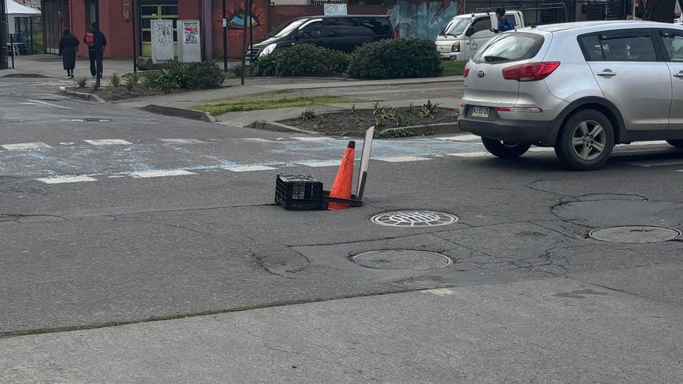 Calles en mal estado de Concepción con baches y pavimento deteriorado